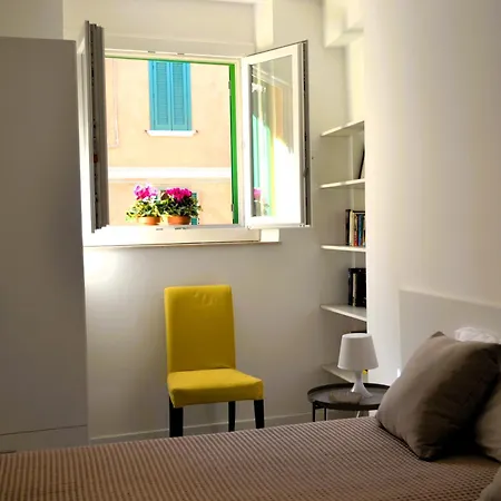 Via Santa Elisabetta 2a * פרוג'ה